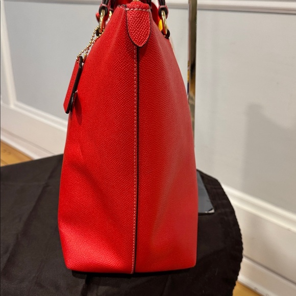 Coach Tote Gallery Large Red Leather Zip Bag - Picture 6 of 17